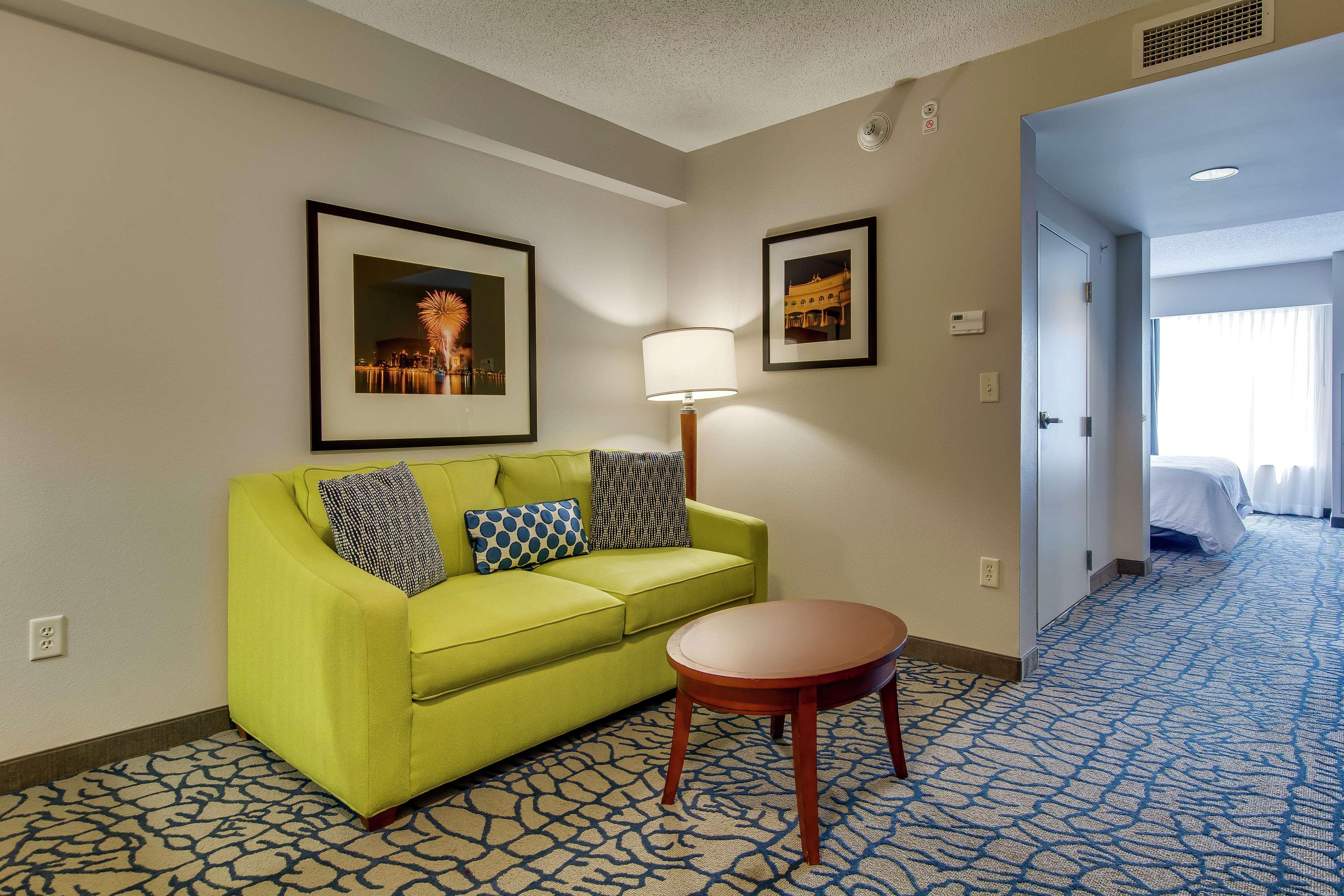 Hilton Garden Inn Louisville-Northeast Esterno foto