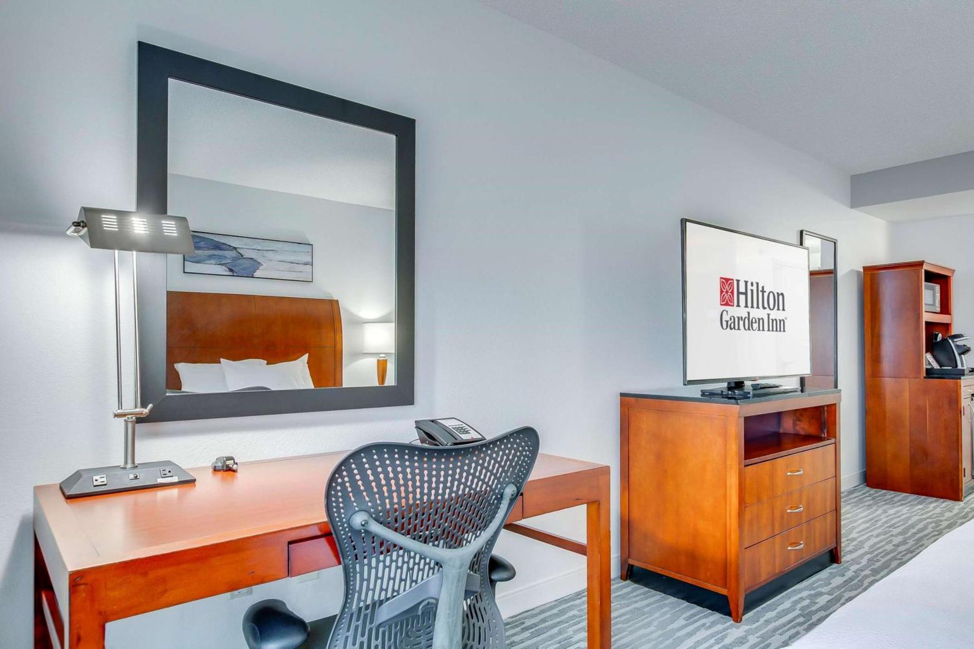 Hilton Garden Inn Louisville-Northeast Esterno foto