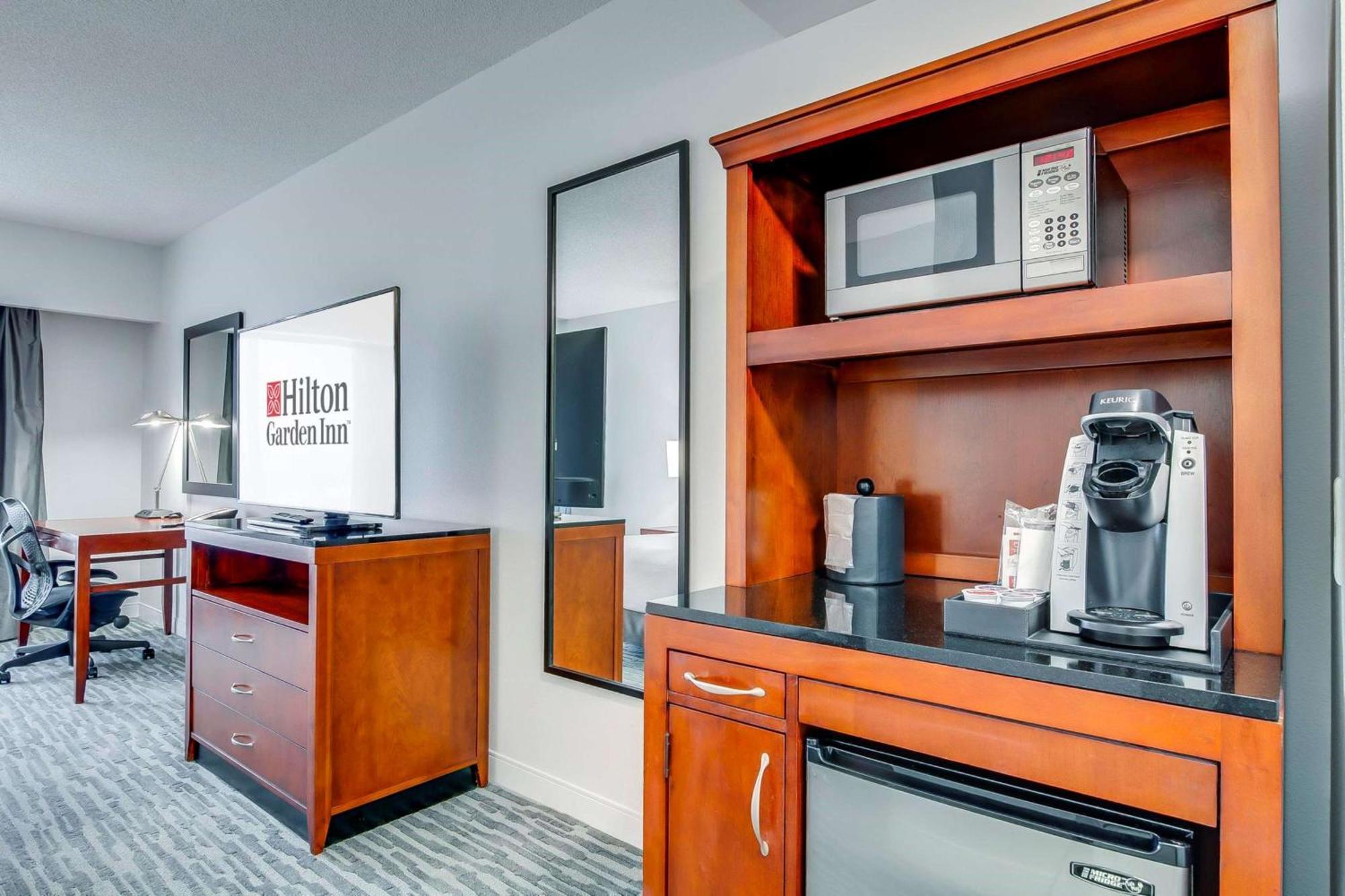 Hilton Garden Inn Louisville-Northeast Esterno foto