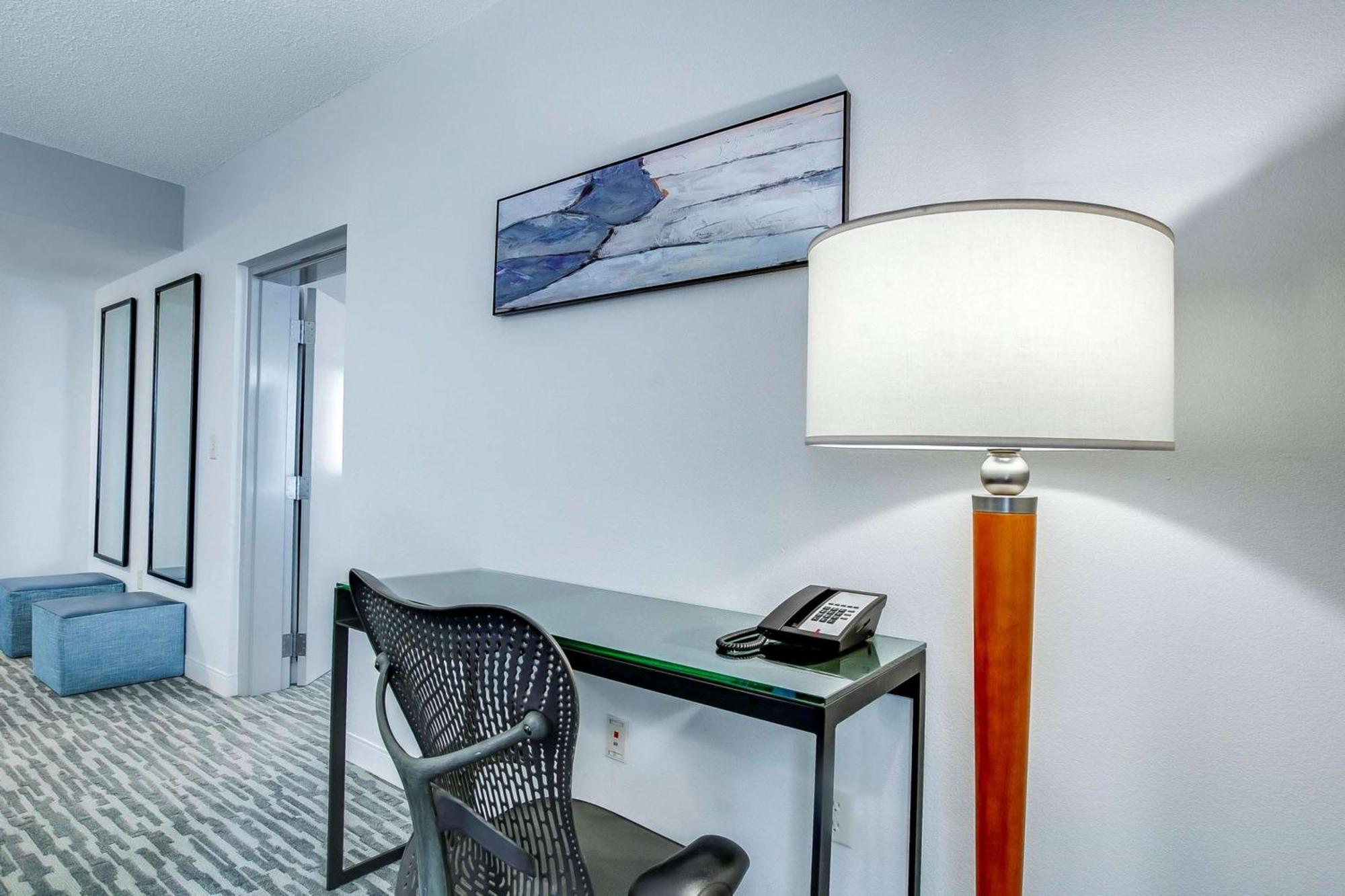 Hilton Garden Inn Louisville-Northeast Esterno foto